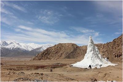 Influence of Meteorological Conditions on Artificial Ice Reservoir (Icestupa) Evolution